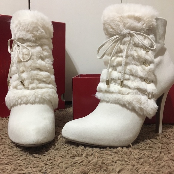 Boots - Picture 1 of 2